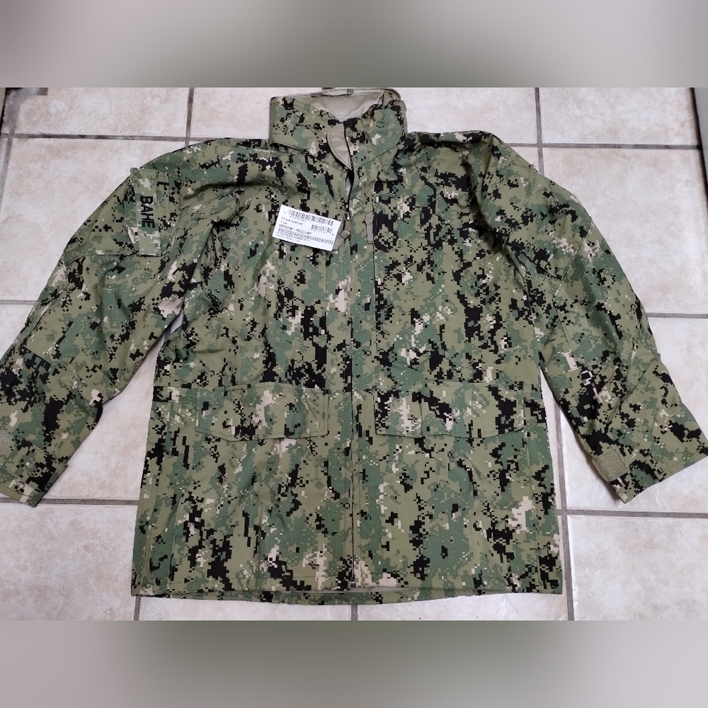 USGI AOR2 Navy NWU Type III Goretex Parka ECWCS Jacket USN Devgru NSW